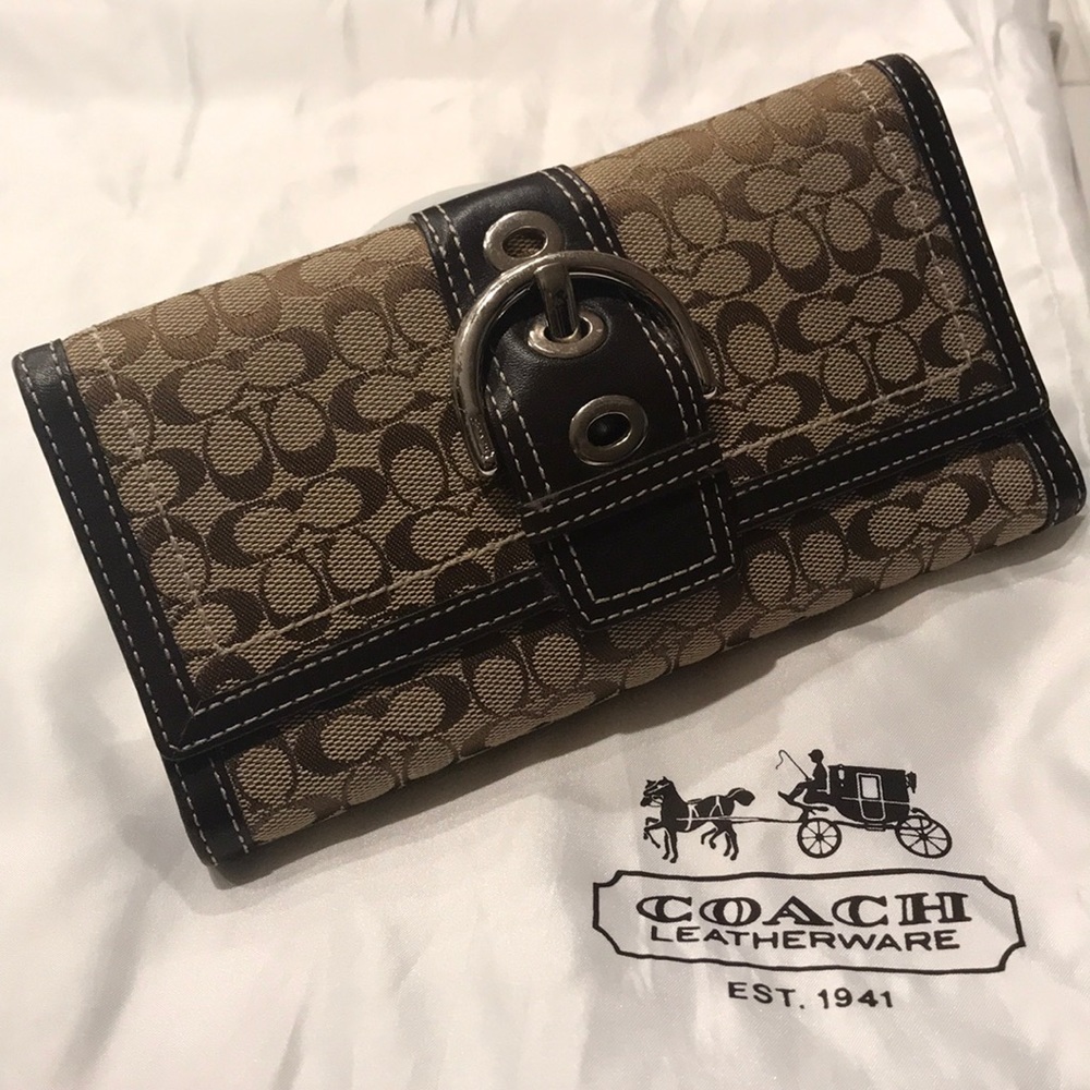 Coach wallet